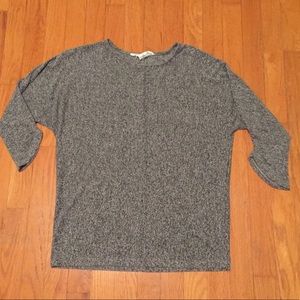 Size small 3/4 sleeve top